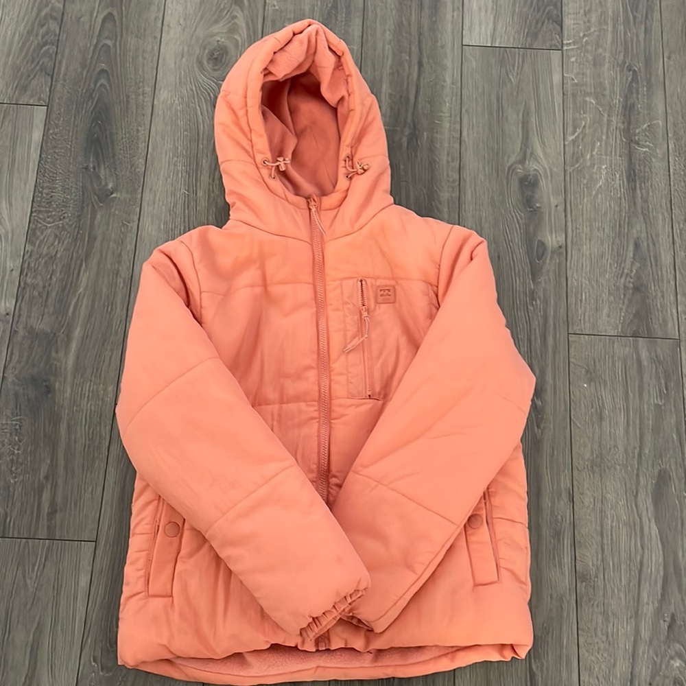 Women’s Billabong puffer jacket. Apricot size medium